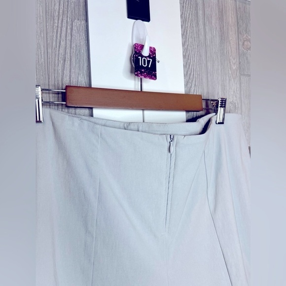 107. NWT Tribal Cement Gray Cropped Pant 18 - Picture 5 of 7